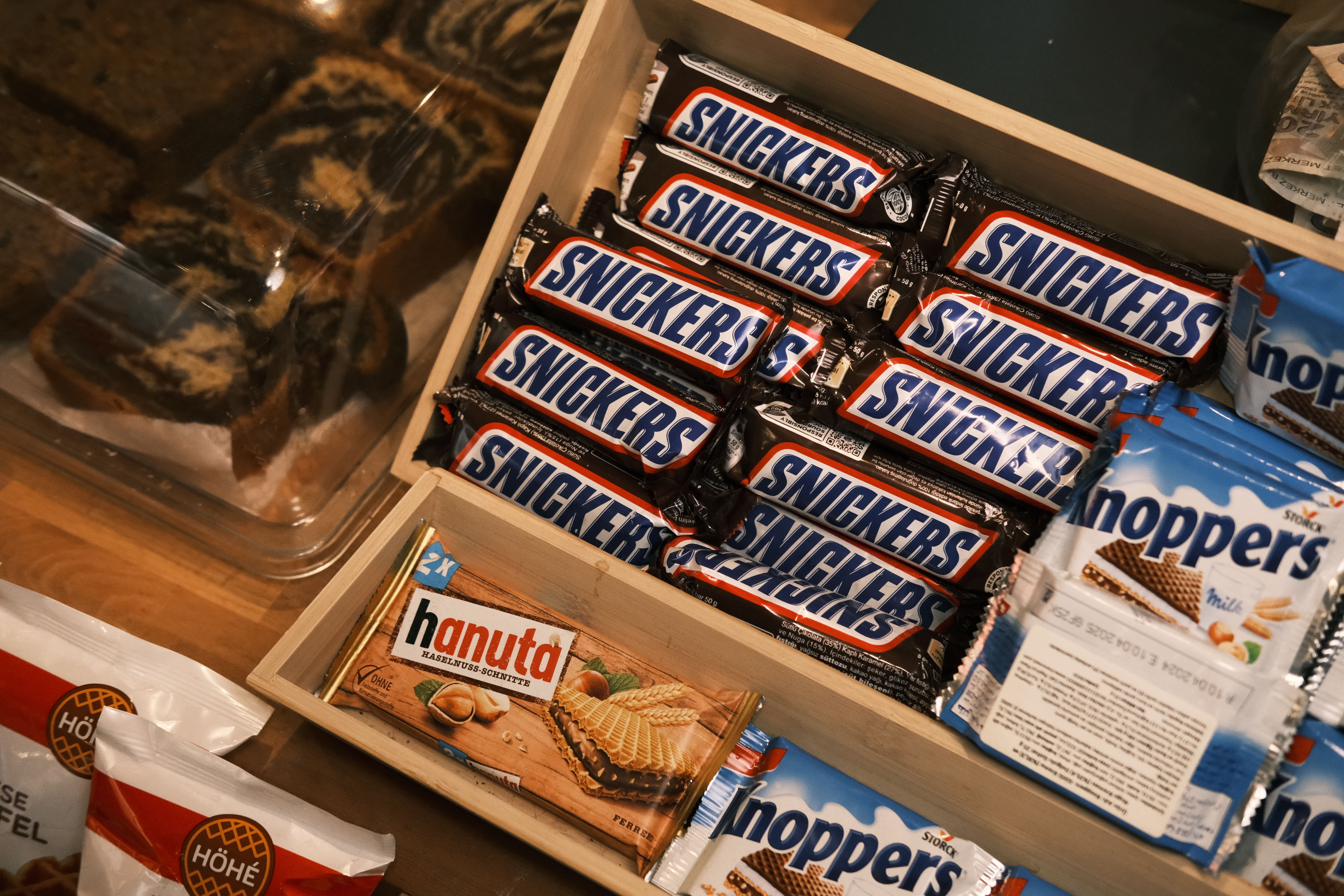snickers snickers