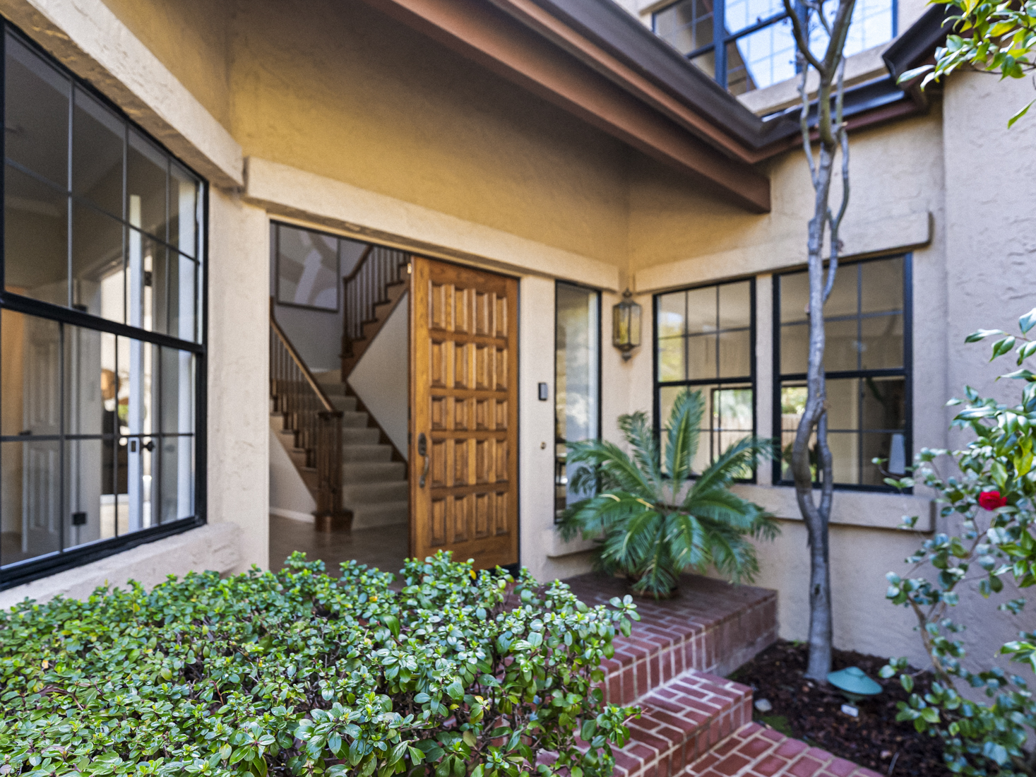 6 Woodridge Ct detail