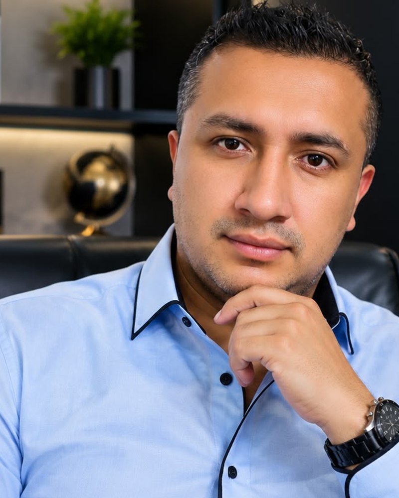 Luis Molina, CEO y fundador de ContactPlus