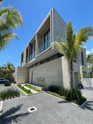{{ custom_values.service_4 }} in {{custom_values.area_2})