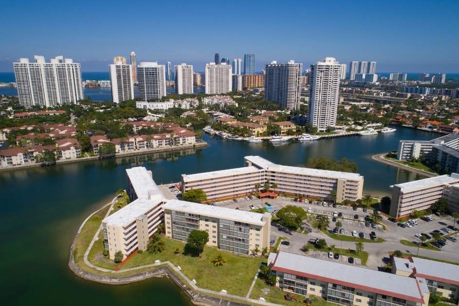 Aventura sauna builder service area