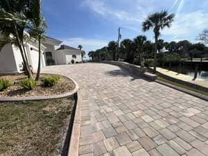 {{ custom_values.service_1 }} in {{custom_values.area_2})