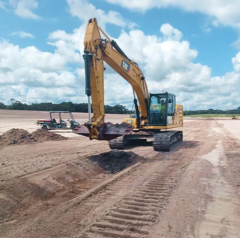Excavator performing excavation work