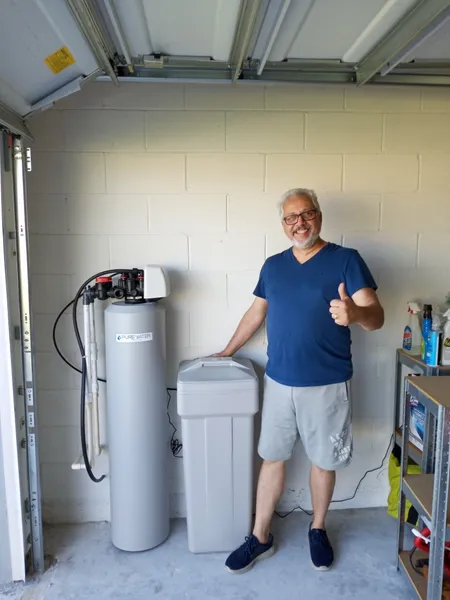 Water softener tank installation