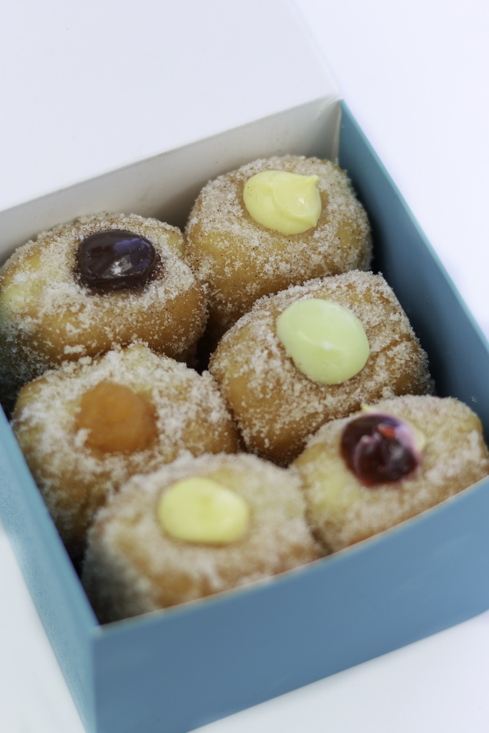 Box of 6 mini malasadas
