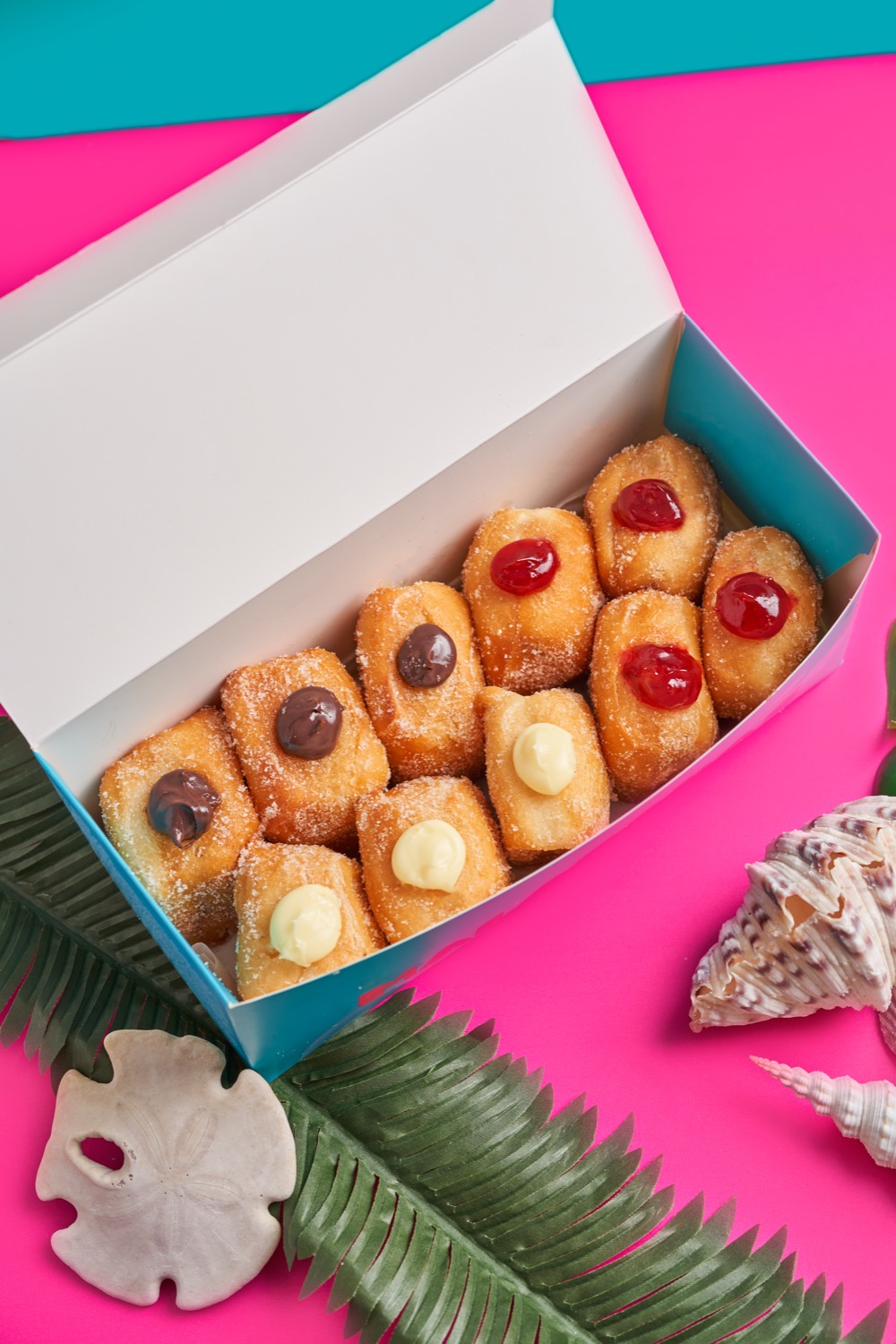 Box of 10 malasadas