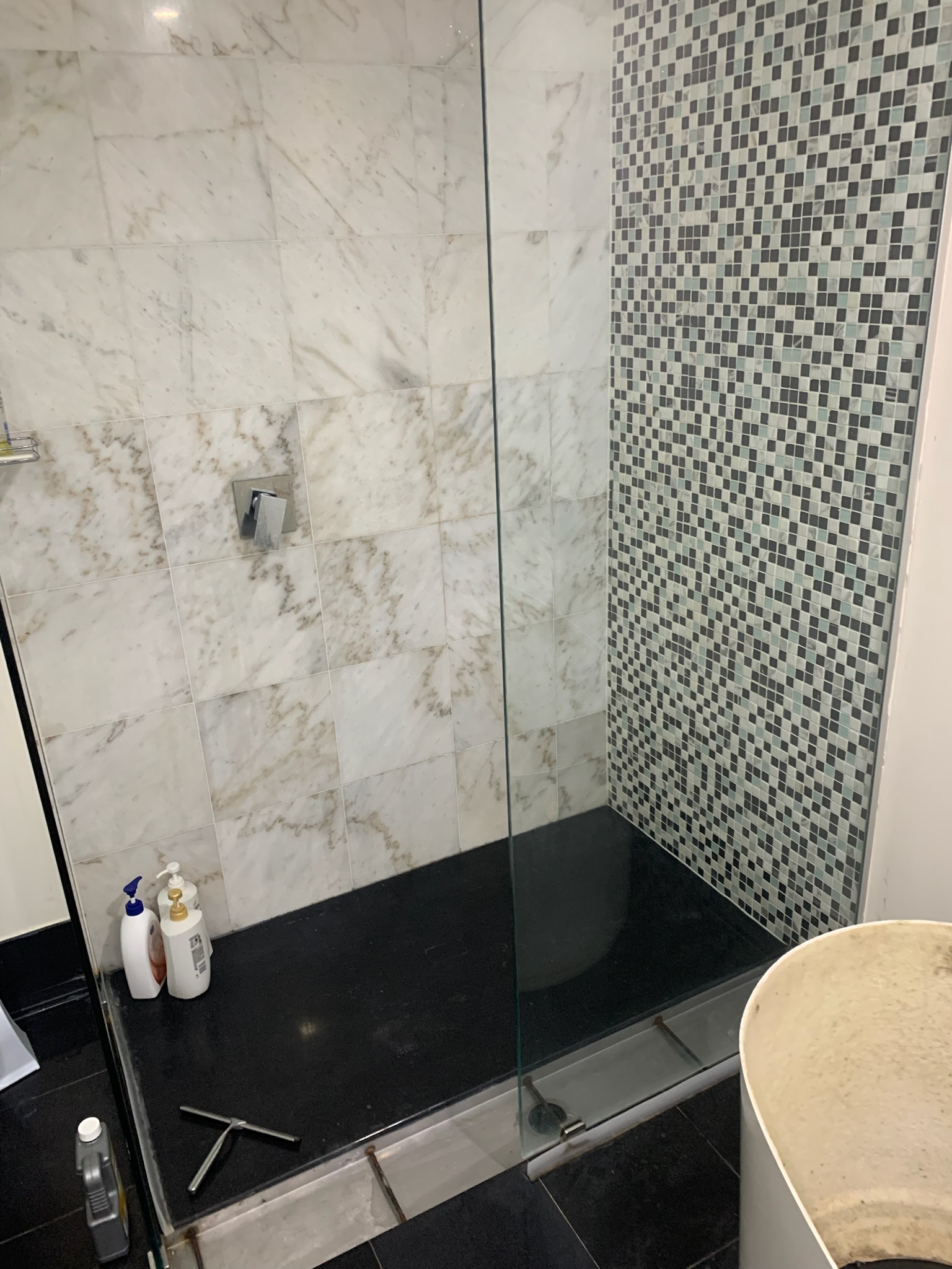 Floor tile resurfacing