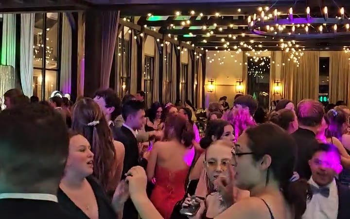 Students dancing at Minisink Valley High School's prom at The Barn at Villa Venezia