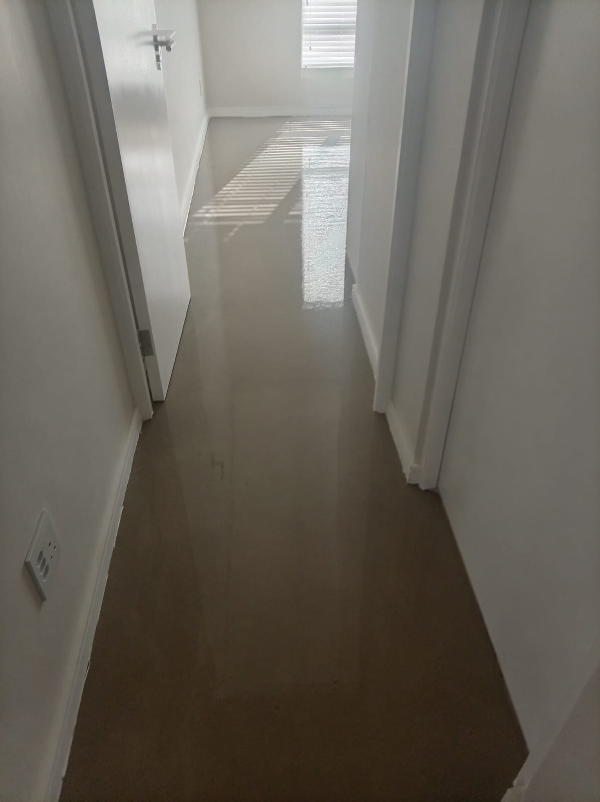 Lounge vinyl flooring