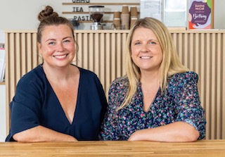 Doula vs Midwife Classes: What’s the Difference? | Kent Antenatal Guide