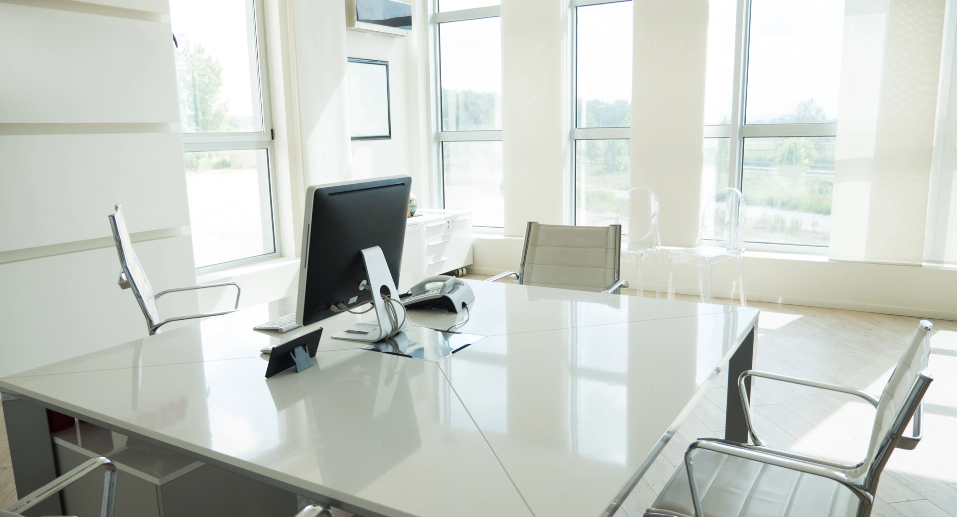 commercial office cleaning