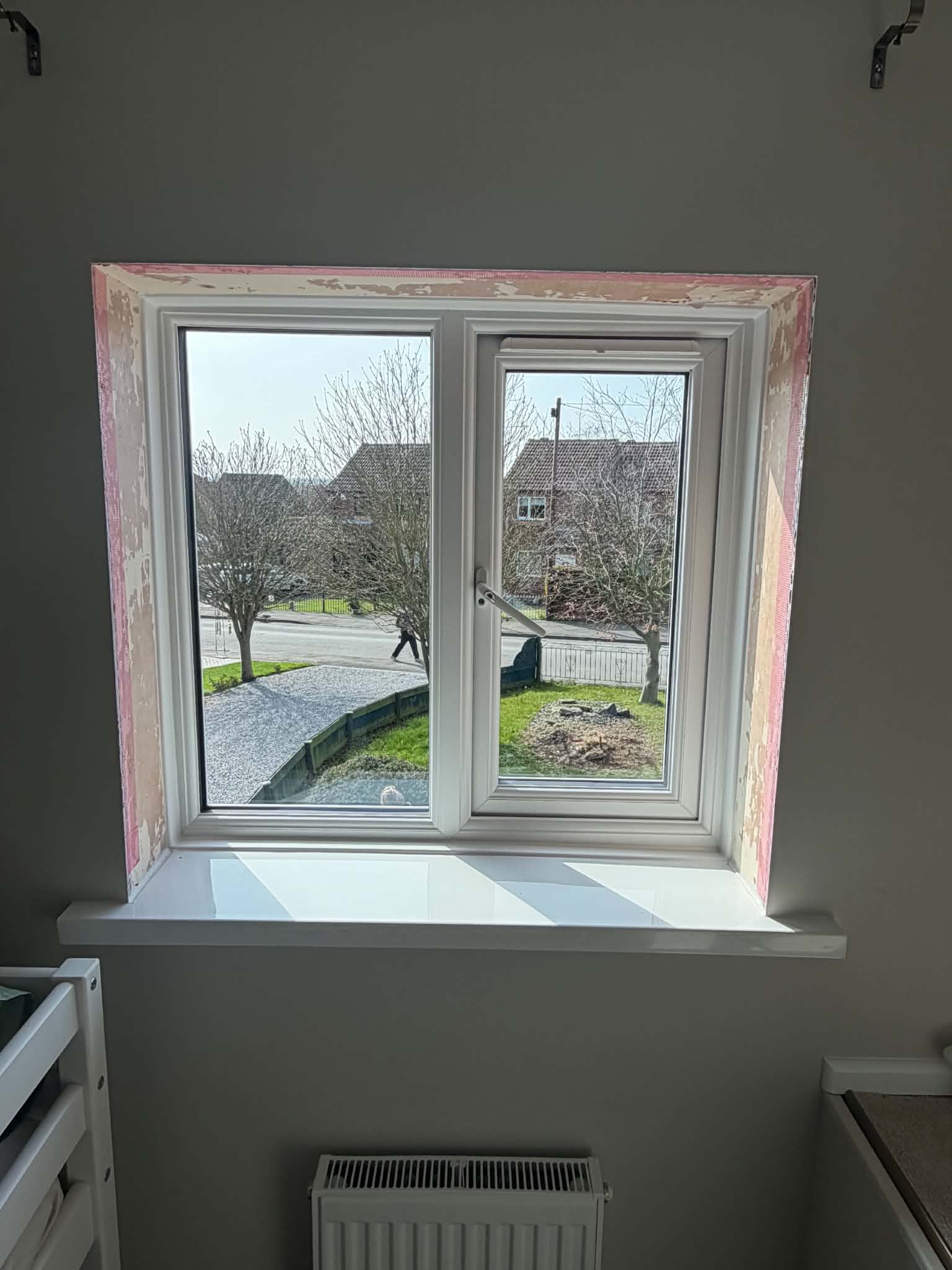 Replacement double glazed unit glass installation in Hull