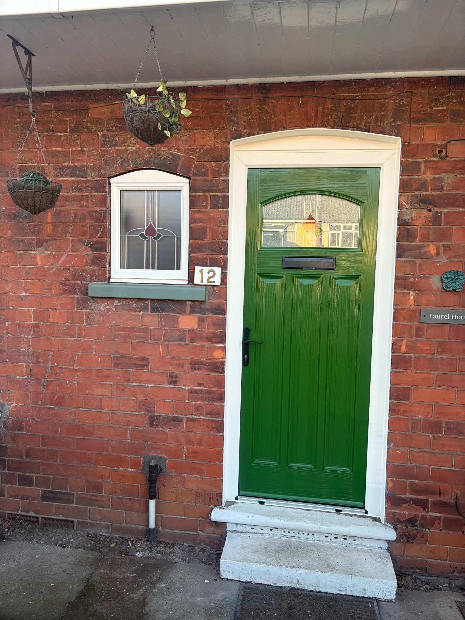 Replacement front door with glazed panel fitted in Hull