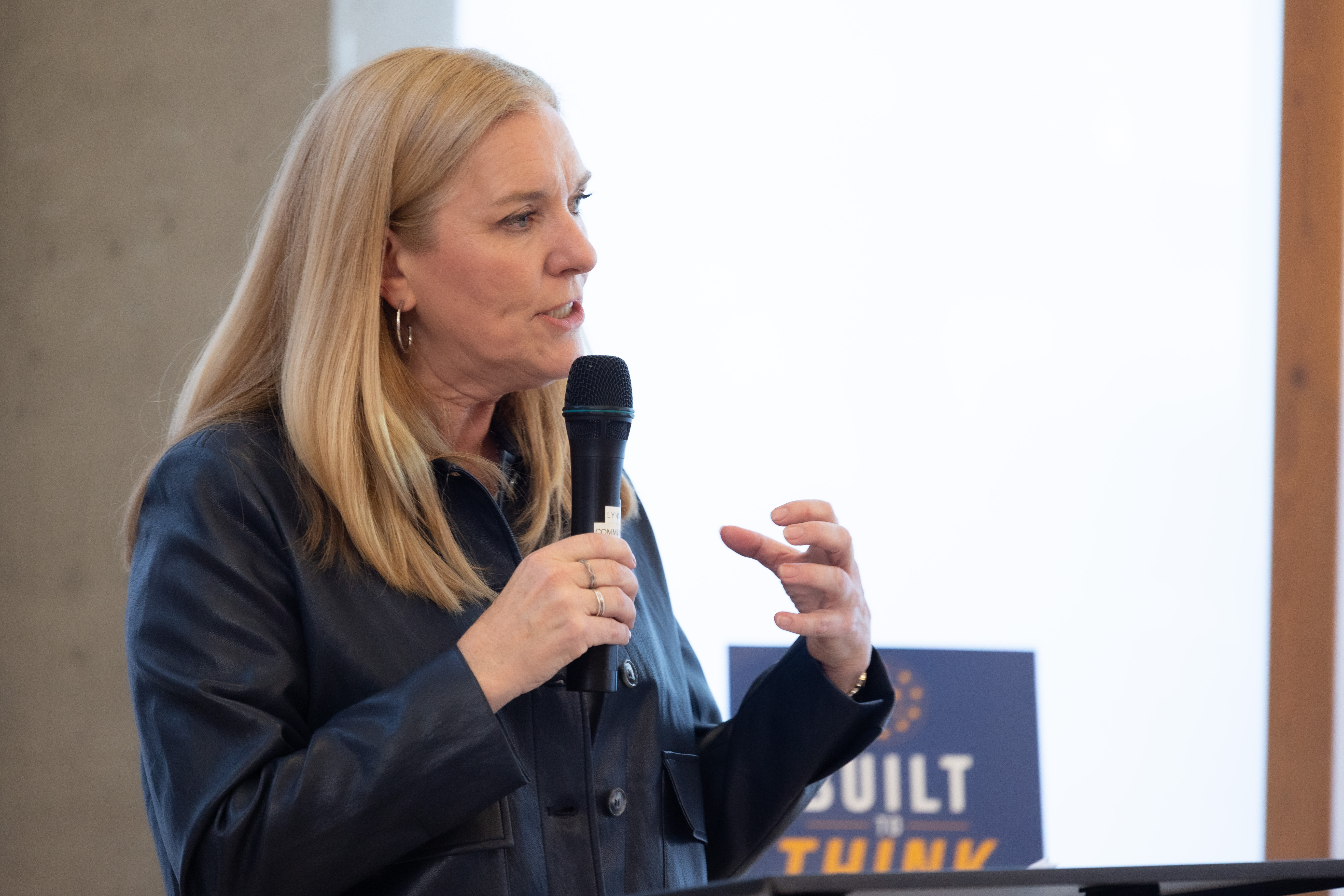 Leanne Terrace speaking — featured keynote photograph