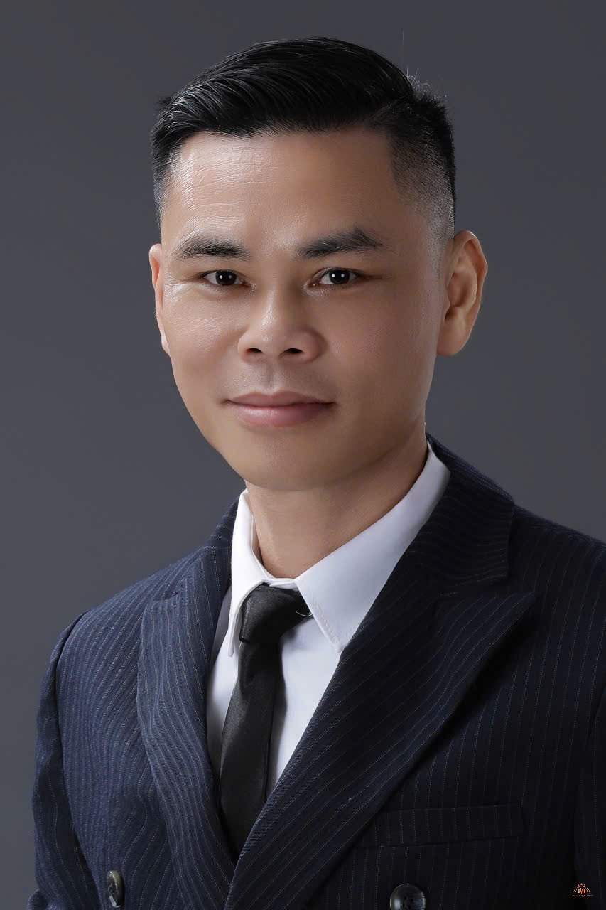 " Chuyên gia, huấn luyện viên và chủ dịch vụ xây dựng hệ thống nội dung + bán hàng tự động — để có khách hàng đều hấp dẫn mà không cần chạy quảng cáo hay giỏi công nghệ.”

