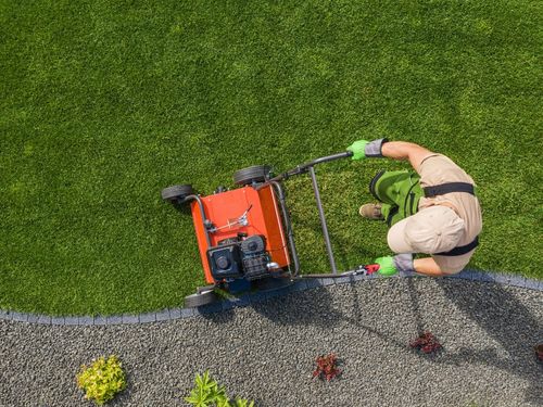 Lawn Maintenance in Verona