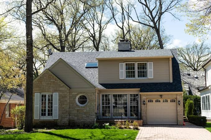 Traditional residential home exterior, Sho-Me Real Estate lifestyle imagery
