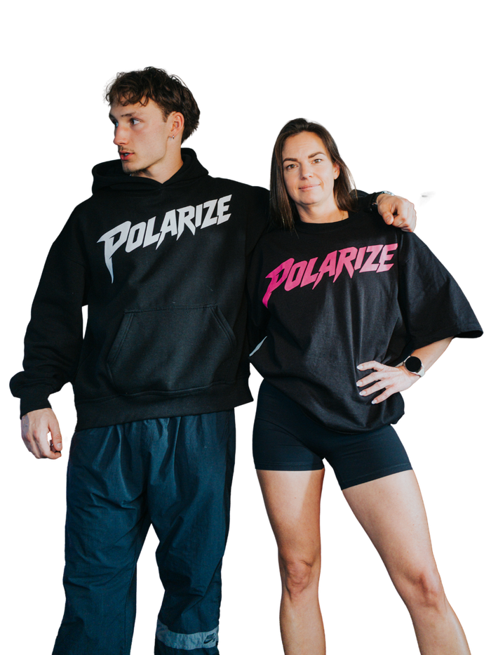 Polarize coaches standing together