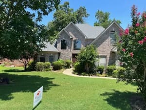 {{ custom_values.service_2 }} in {{custom_values.area_1})