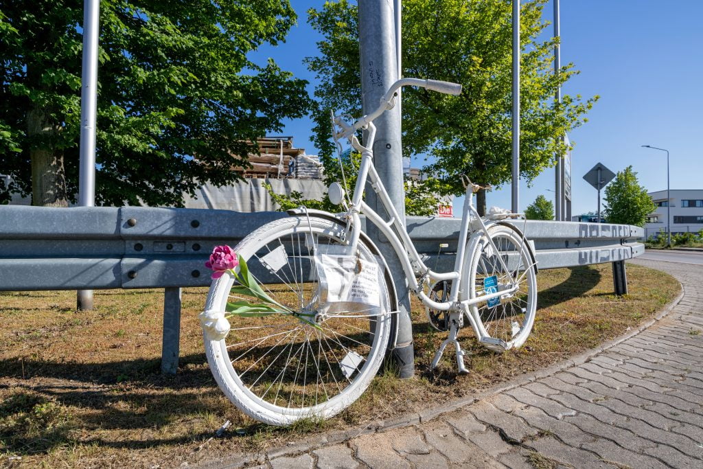 USA Pretty Weak At Preventing Roadway Deaths Compared To Developed Nations