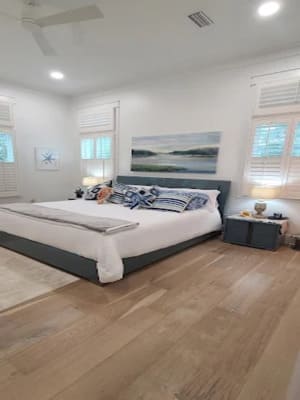 {{ custom_values.service_1 }} in {{custom_values.area_6})