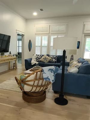 {{ custom_values.service_3 }} in {{custom_values.area_1})