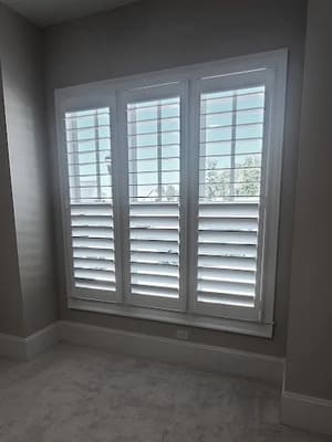 {{ custom_values.service_4 }} in {{custom_values.area_7})