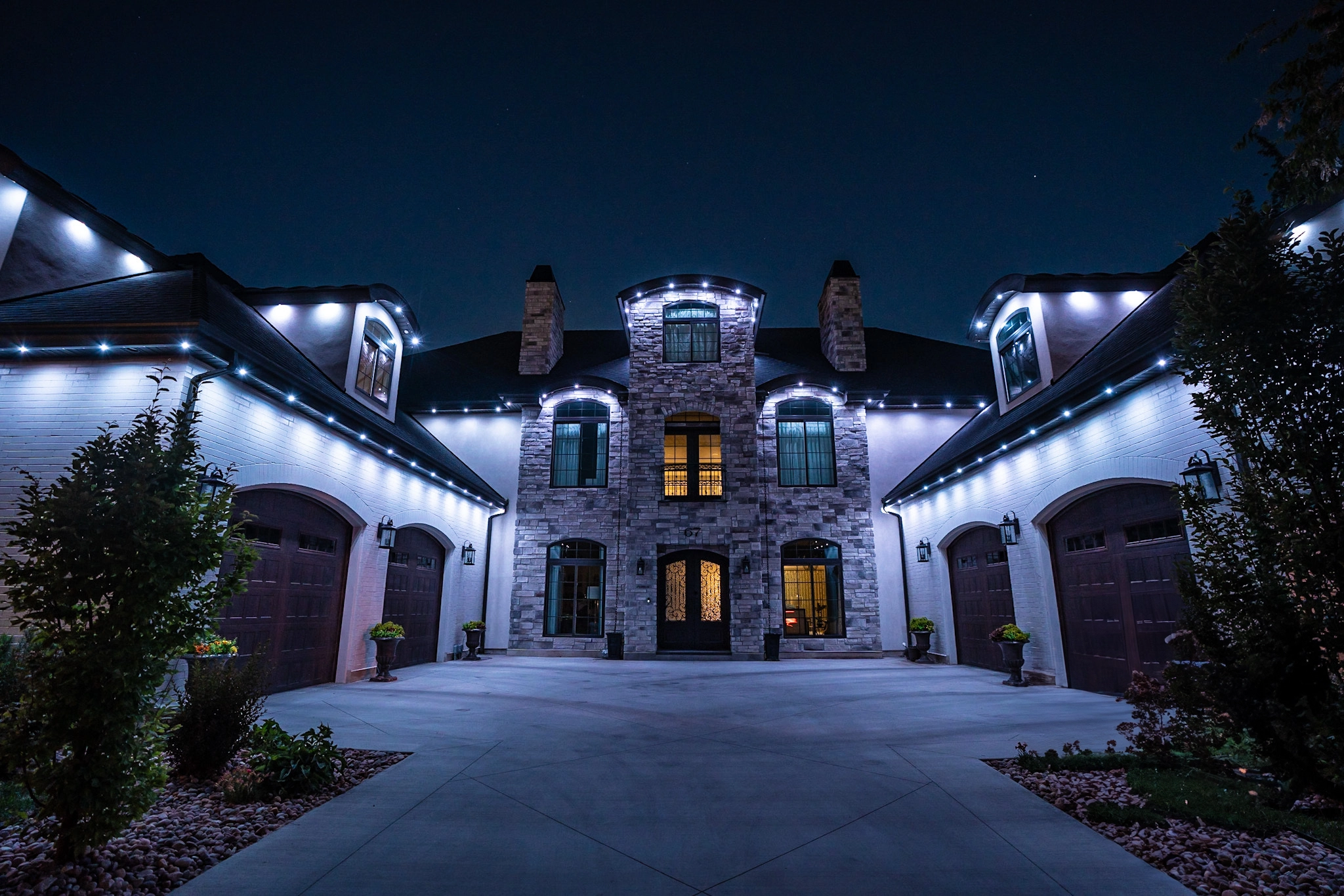 Permanent exterior lighting arranged for an event-ready property
