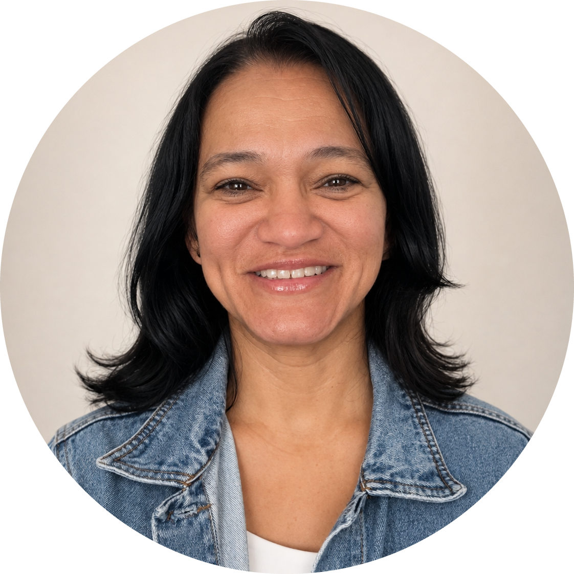 Aida Cintron, fundadora de Ilatek — limpieza residencial y comercial en Aguada, Puerto Rico, Puerto Rico
