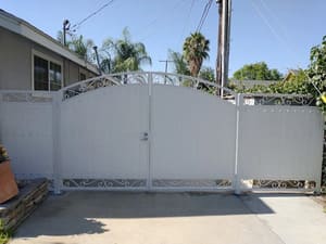 {{ custom_values.service_1 }} in {{custom_values.area_4})