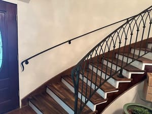 {{ custom_values.service_3 }} in {{custom_values.area_3})