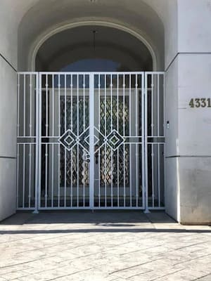 {{ custom_values.service_1 }} in {{custom_values.area_7})