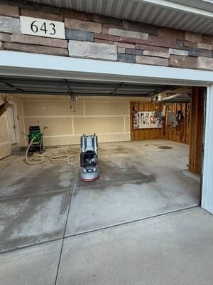 {{ custom_values.service_3 }} in {{custom_values.area_3})