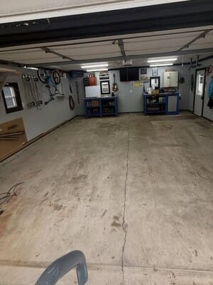 {{ custom_values.service_3 }} in {{custom_values.area_3})