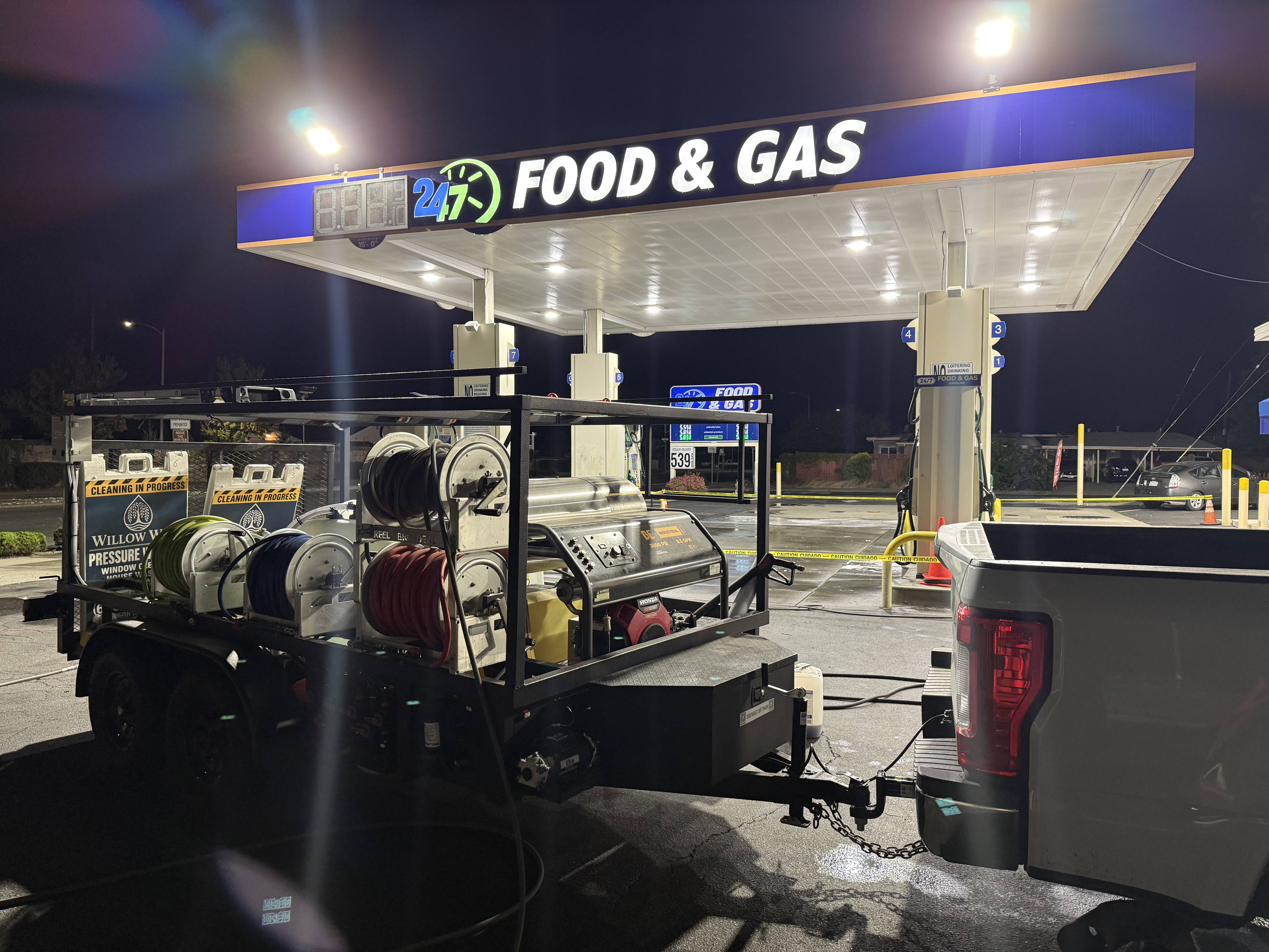 Willow Wash commercial pressure washing project photo 2