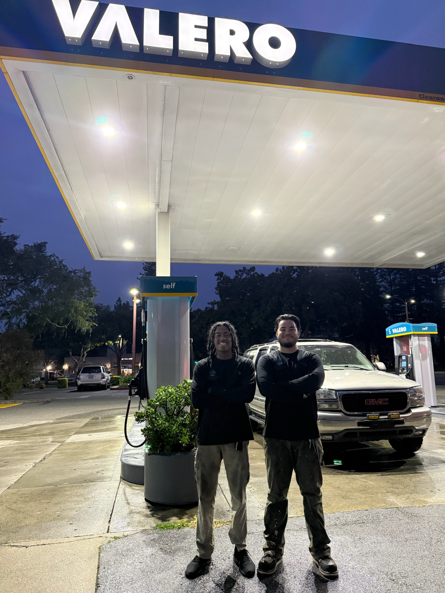Gas station canopy and fuel pump cleaning in the Bay Area