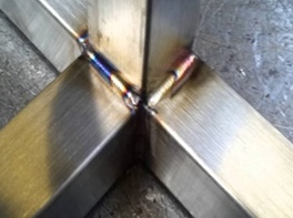 Welded corner joint on a stainless steel frame
