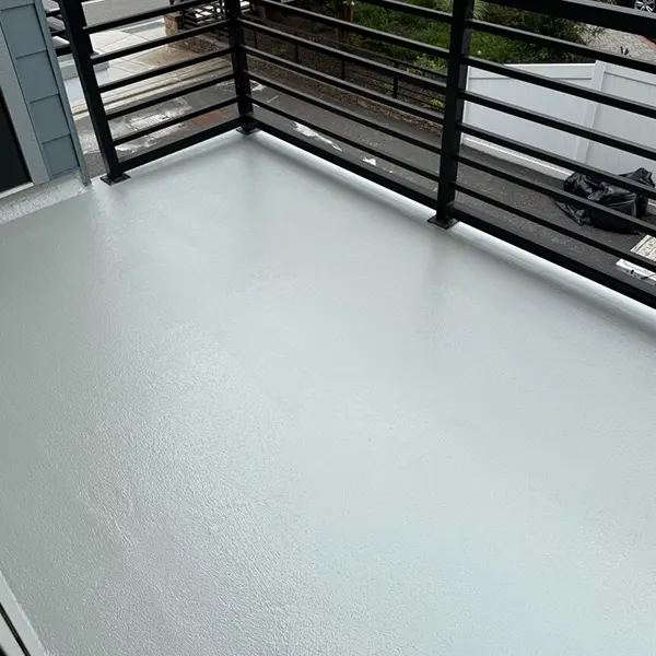 Smooth seamless fiberglass roof in Cherry Hill, PA for long-lasting protection