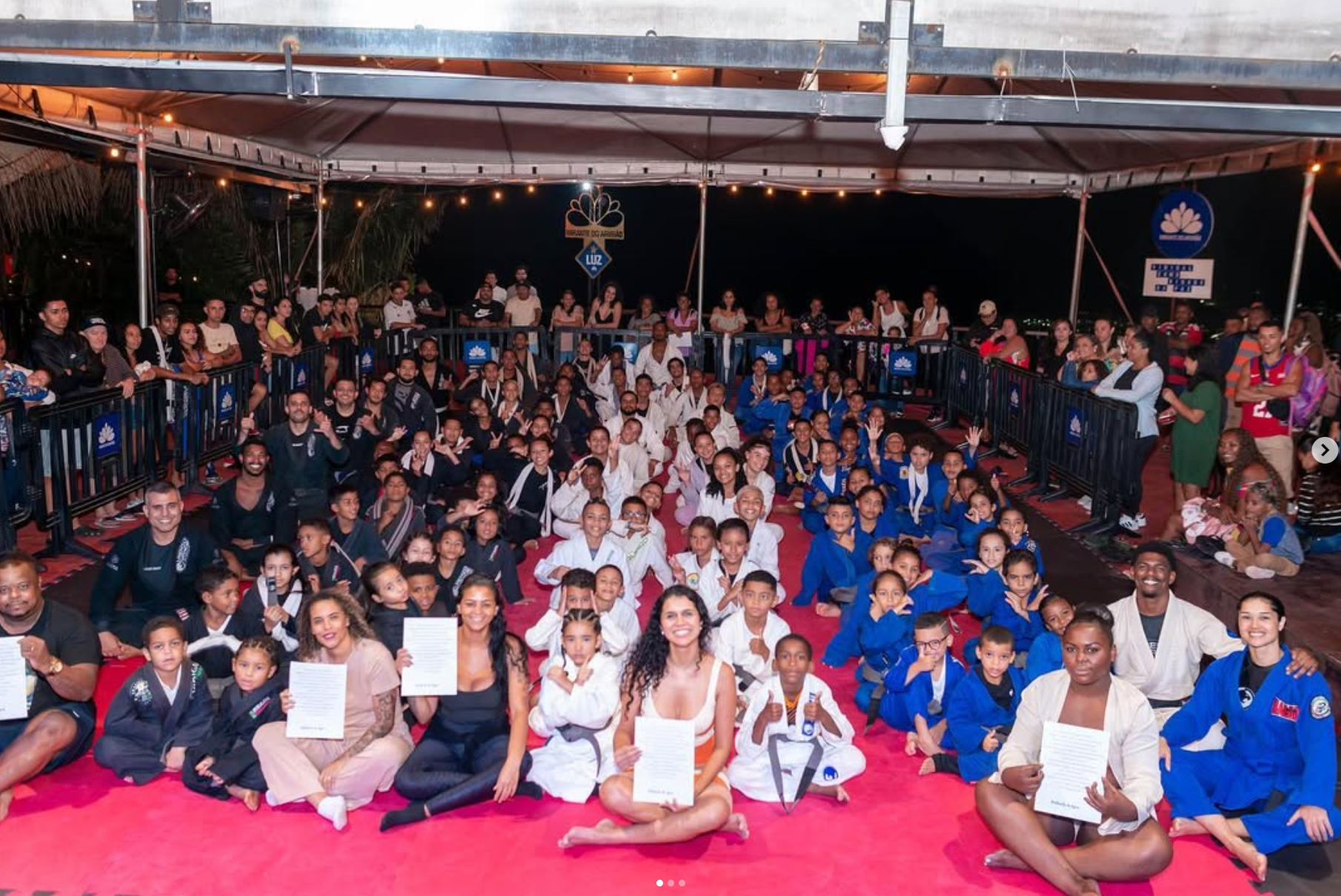 Kids learning and training at Projeto Favela BJJ
