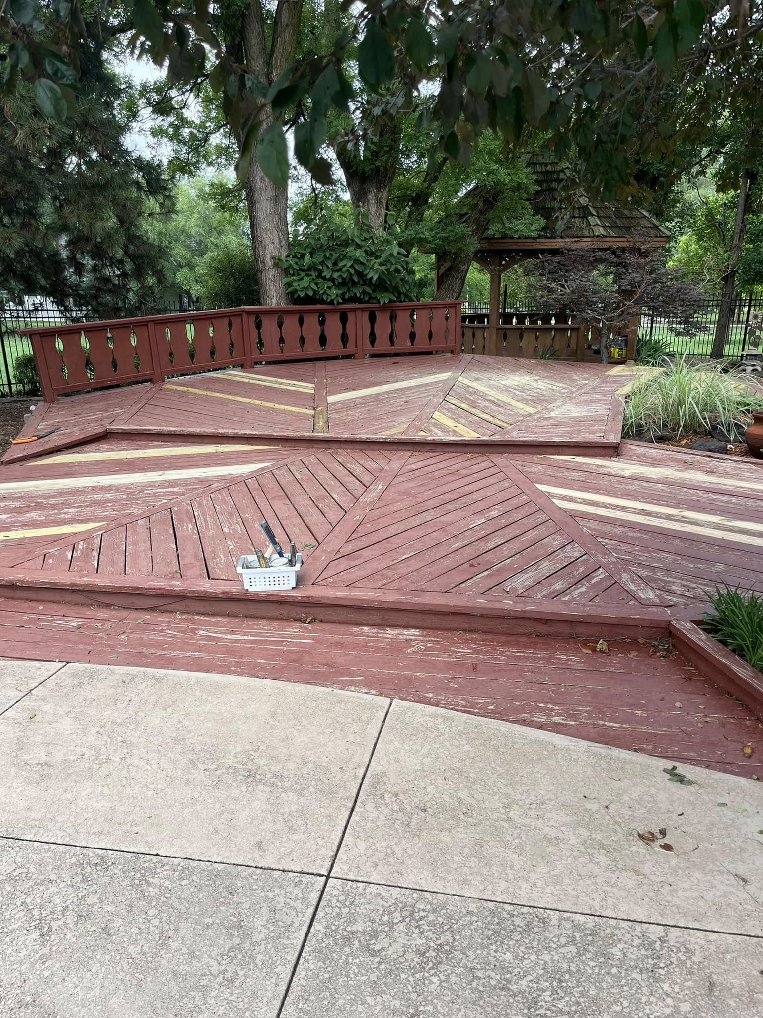 Exterior deck refinishing project Kansas