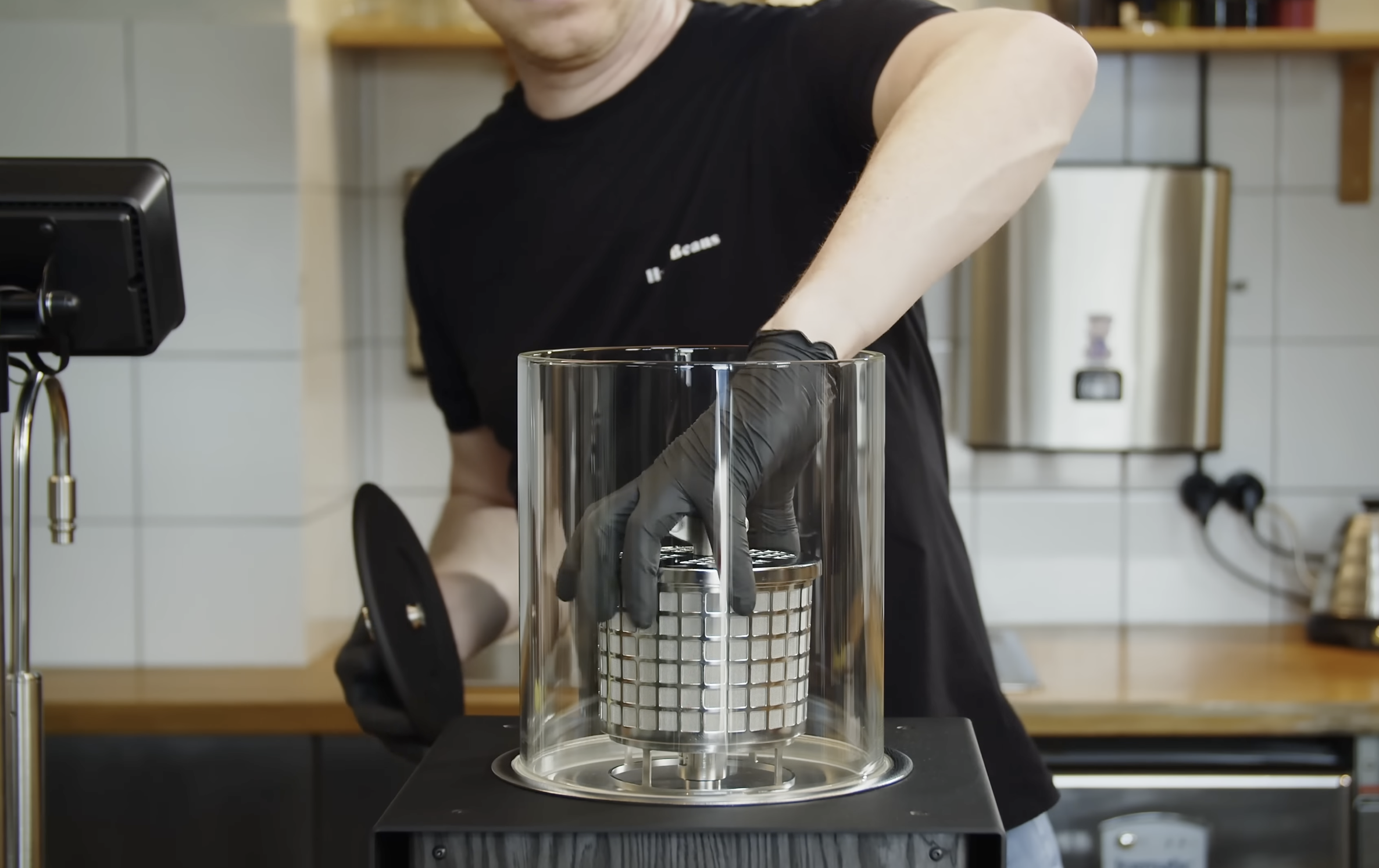 Reusable basket, filter free