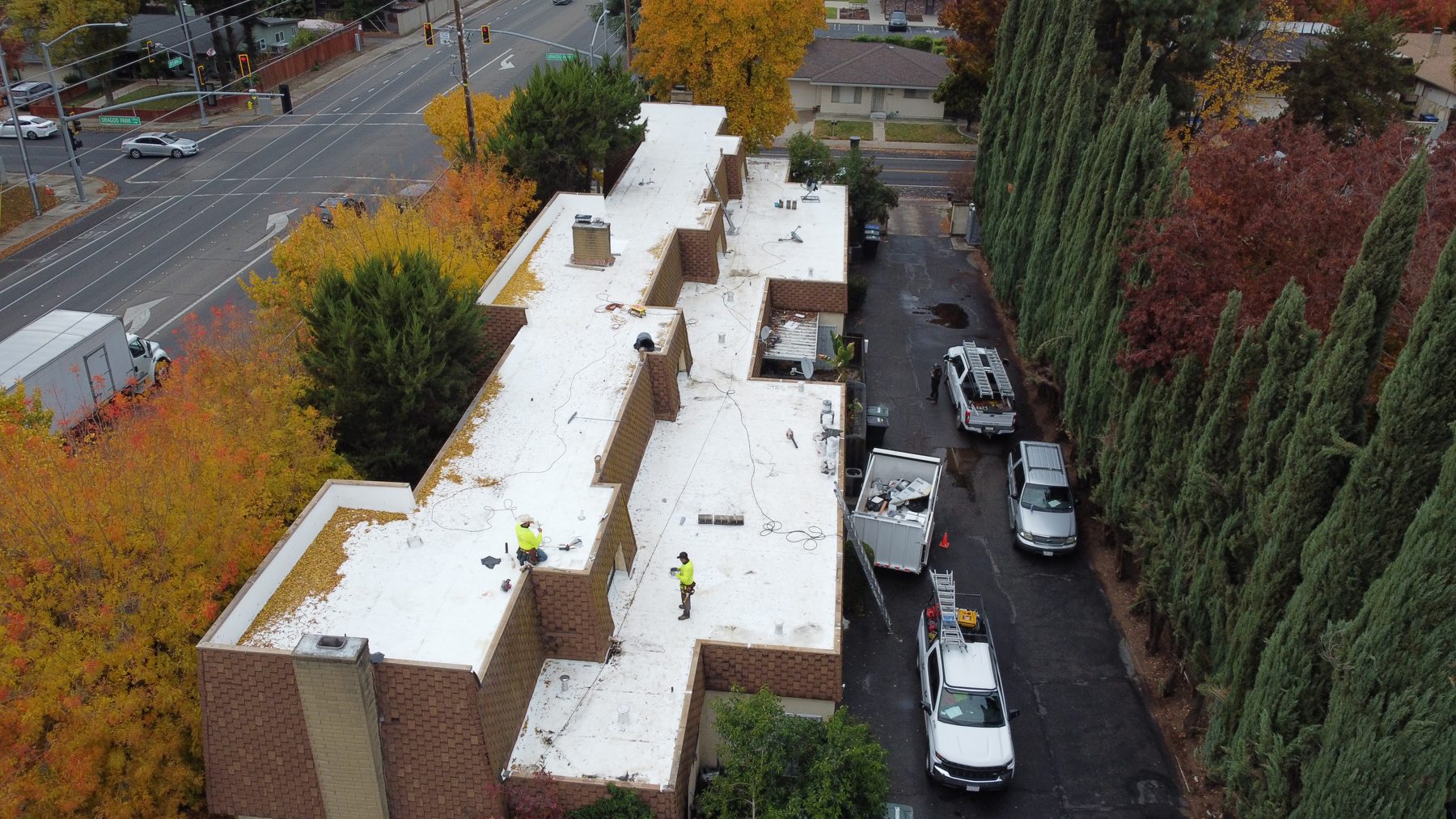 Flat membrane roof in progress