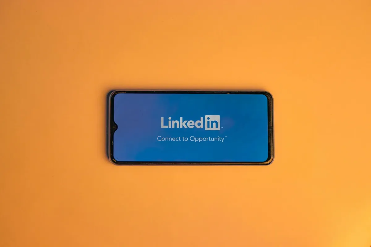 Should High School Students Be on LinkedIn?