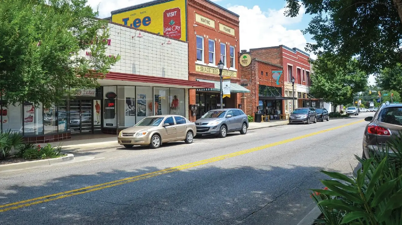 Images were provided by USDA consultants Ben and Randy to showcase the impact of filling vacant buildings and improving curb appeal. Images were provided by USDA consultants Ben and Randy to showcase the impact of filling vacant buildings and improving curb appeal.