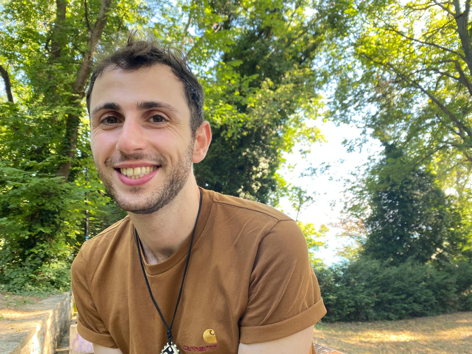 Radiant Hearts Transformation founder Lonay Halloum smiling – gay relationship coach portrait