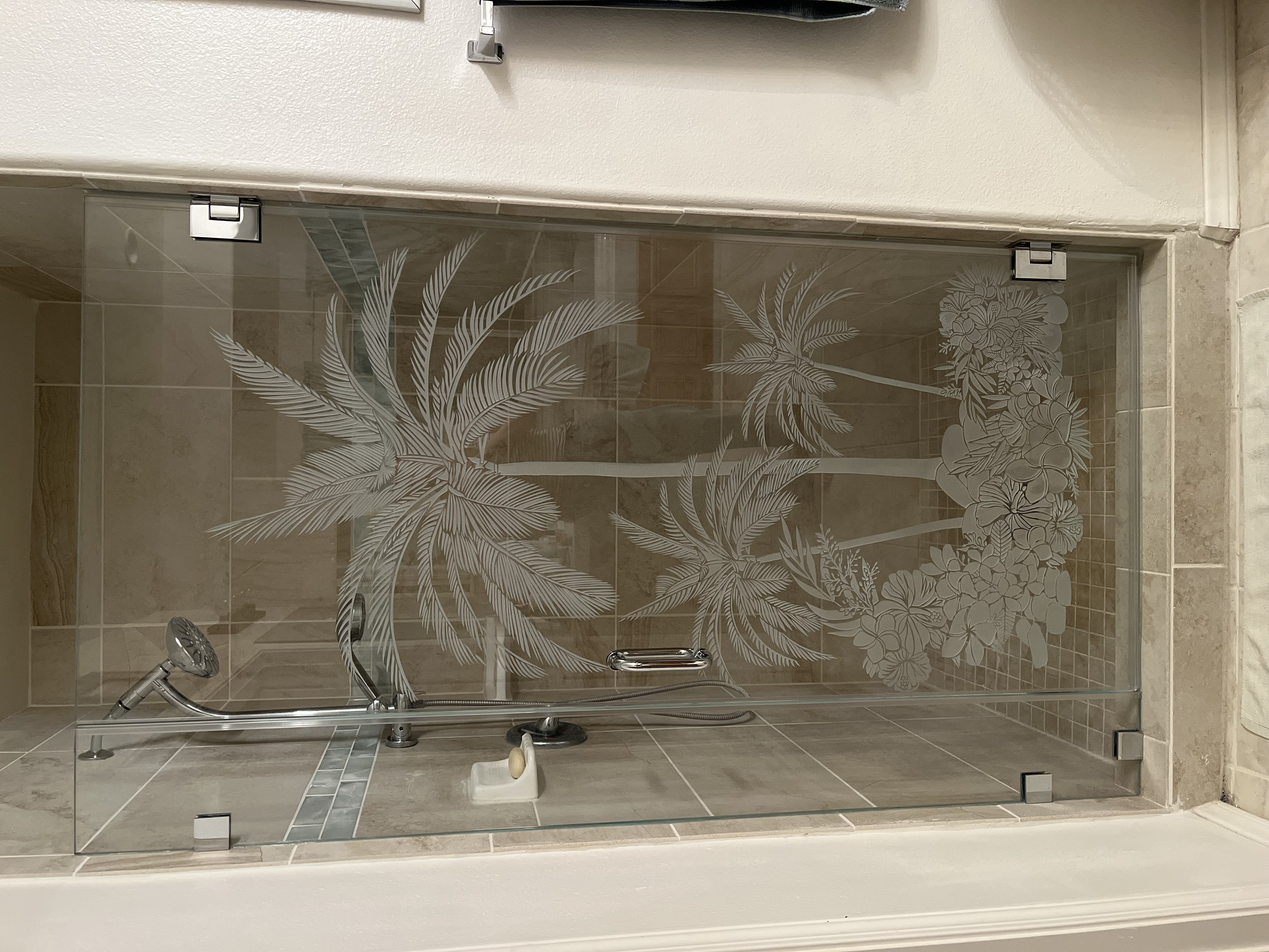 Luxury bathroom main glass design