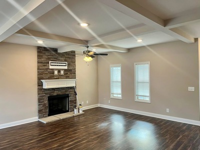 {{ custom_values.service_3 }} in {{custom_values.area_3})