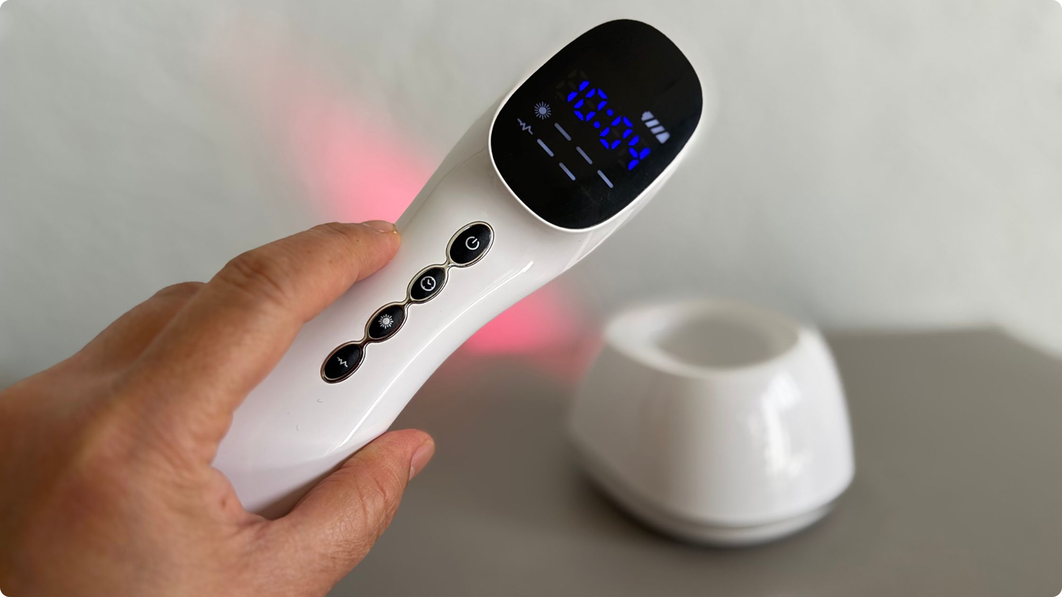 True Laser Pro — Class 3B home laser therapy device with dual wavelength lasers