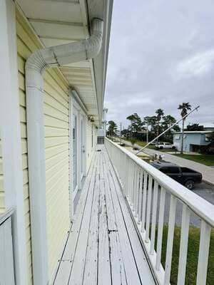 {{ custom_values.service_1 }} in {{custom_values.area_6})