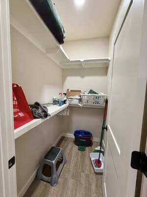 {{ custom_values.service_2 }} in {{custom_values.area_4})